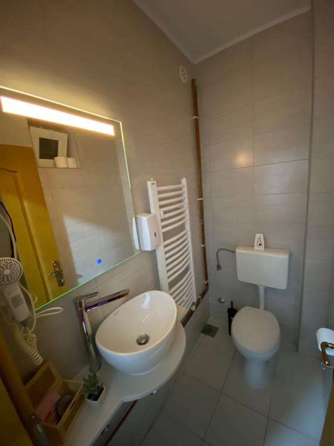Ferienwohnung Deluxe Tuzla Exterior foto